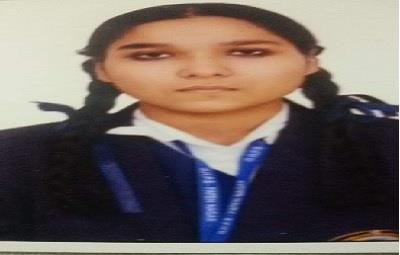 Arleen Kaur Wins The First Position In English Extempore 