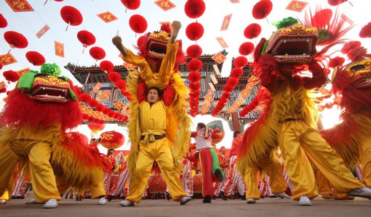 The Reason Behind China's Spring Festival Traditions [1 min read]