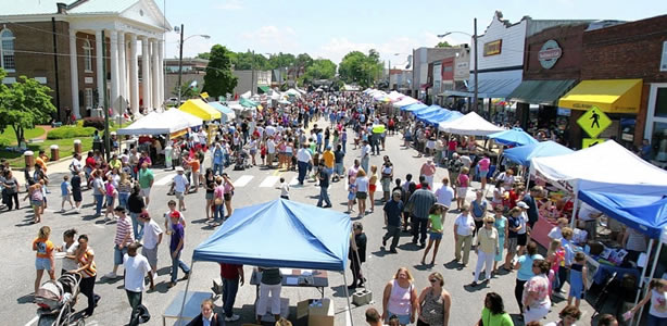 The Nashville Blooming Festival is Back [1 min read]