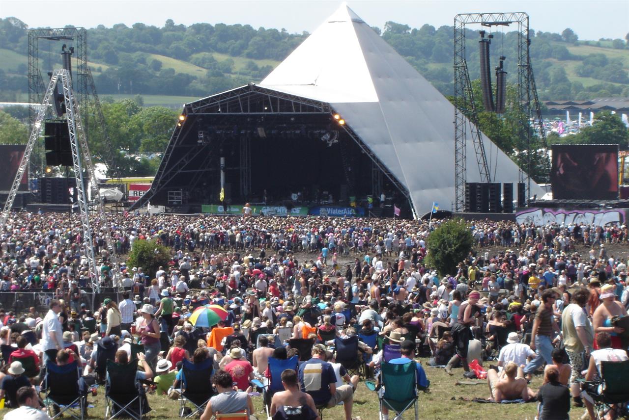 The Famous Glastonbury Festival of England [1 min read]