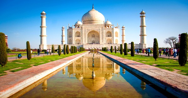 Top 10 Interesting Facts about Taj Mahal [1 min read]