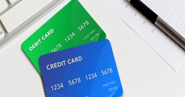 Difference Between Credit Card And Debit Card [1 min read]