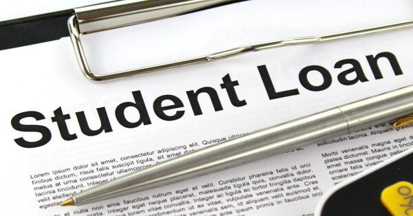 Student Loans: Pros and Cons [1 min read]