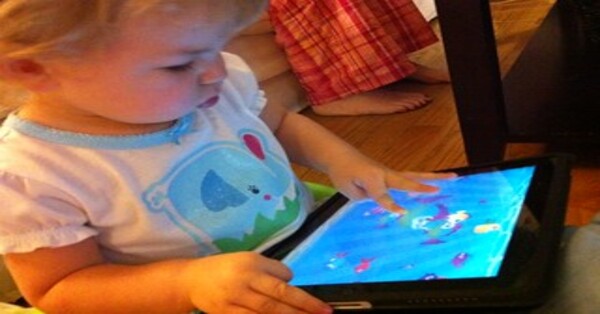 Electronic Devices & Their Influence on Child Development [1 min read]